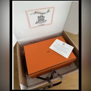 Hermes box
